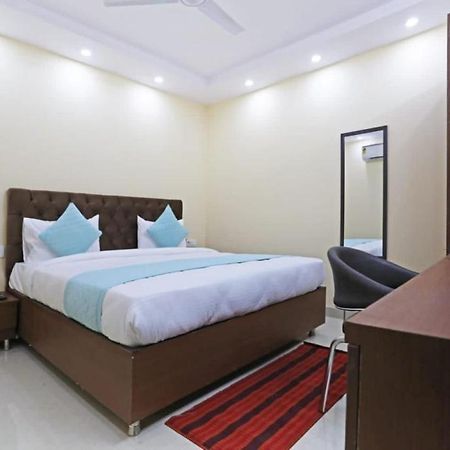 Hotel Mannat Bhera Enclave นิวเดลี ภายนอก รูปภาพ